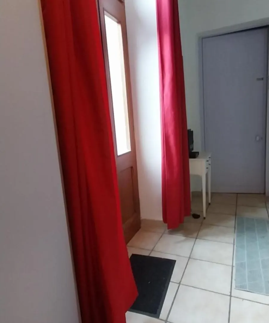 Le Pont-de-Beauvoisin Espace 4 Personne , Wifi ,Parking 0*, Le Pont-de-Beauvoisin